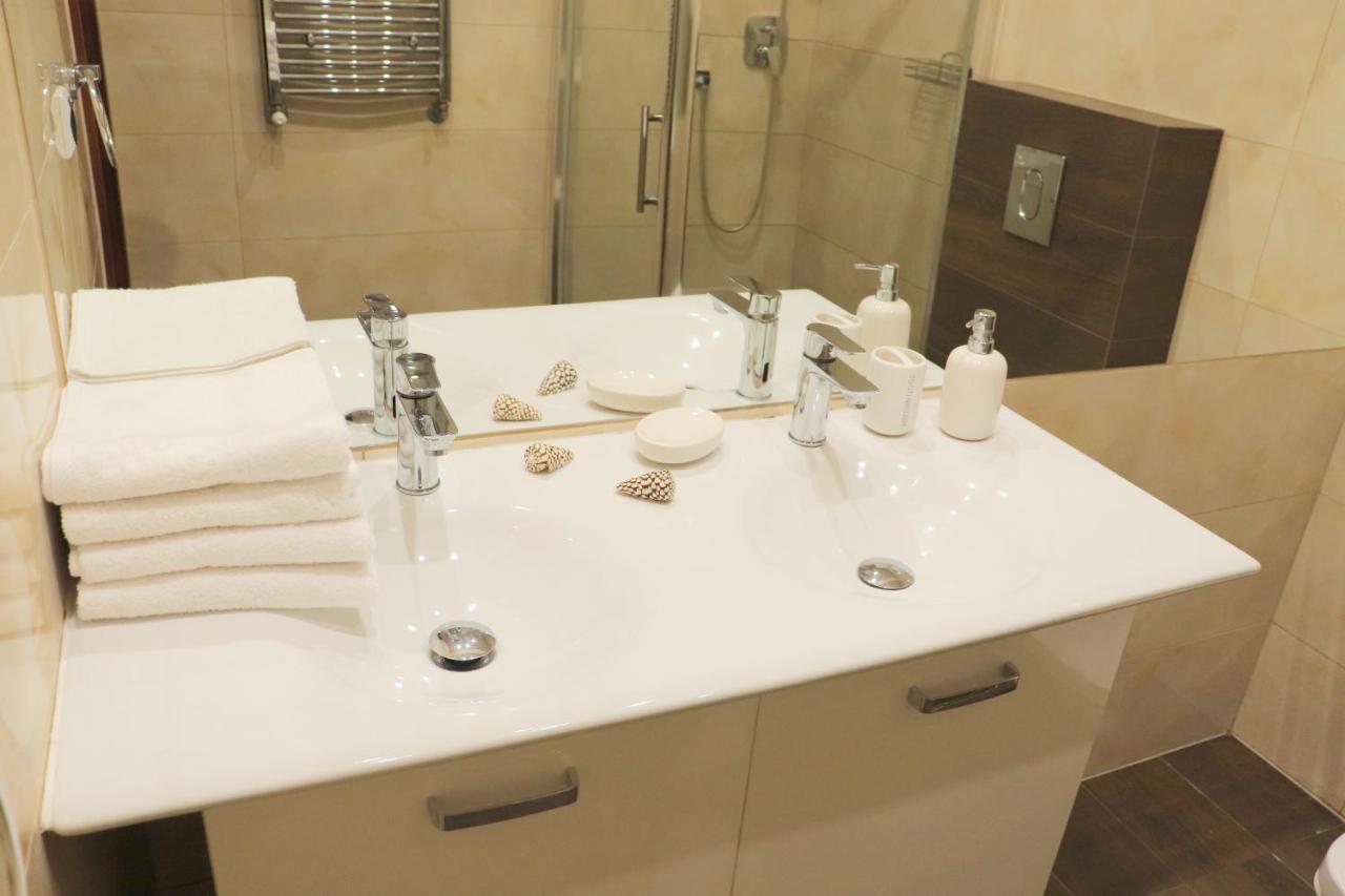 Apartament Przy Parku Wisełka エクステリア 写真